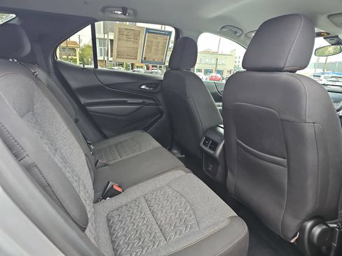 Used 2024 Chevrolet Equinox LT AWD/4WD image 11