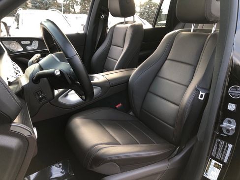 Used 2022 Mercedes-Benz GLS 450 4MATIC image 34