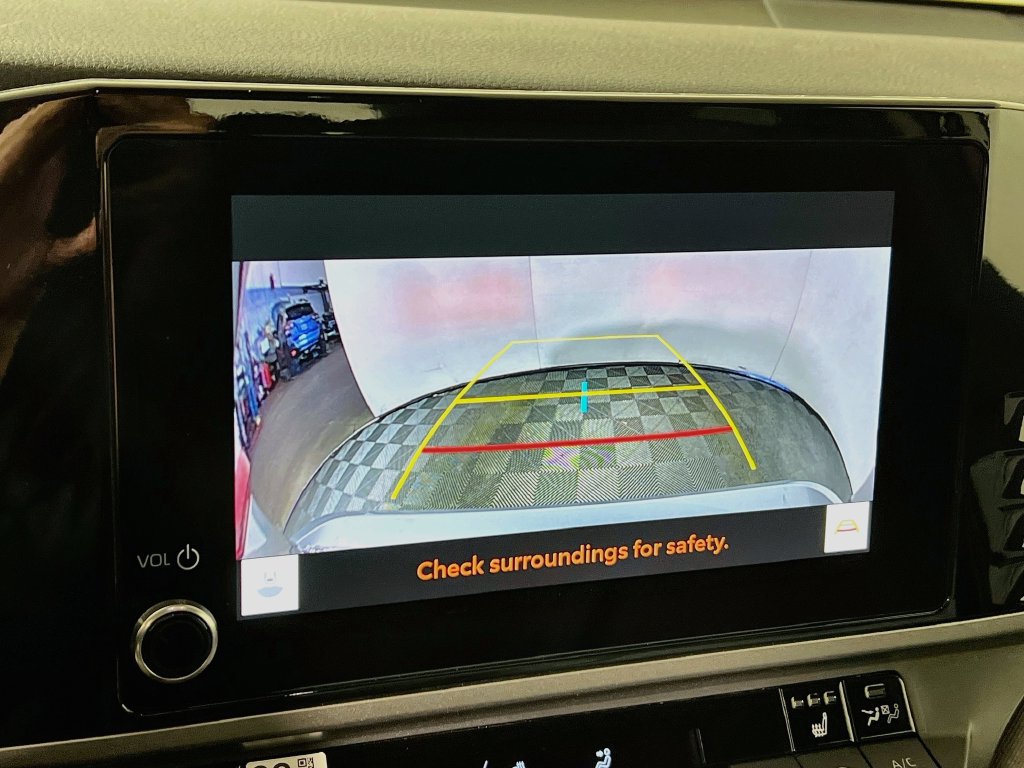 Used 2025 Toyota Camry LE w/ Convenience Package AWD/4WD image 12