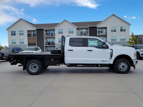 New 2026 Ford F350 XL w/ XL Chrome Package image 2