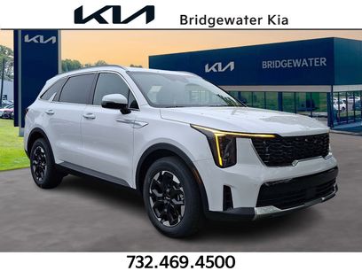 New 2025 Kia Sorento S