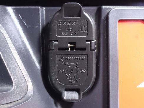 Used 2016 RAM 1500 ST w/ Popular Equipment Group image 33