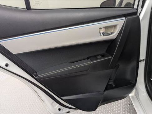 Used 2016 Toyota Corolla LE FWD image 16