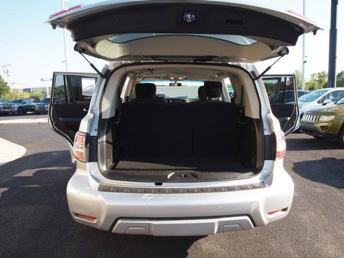 Used 2017 Nissan Armada SV AWD/4WD image 5