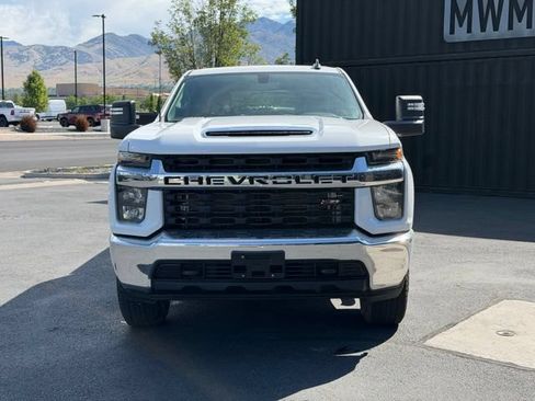 Used 2023 Chevrolet Silverado 2500 LT AWD/4WD image 2