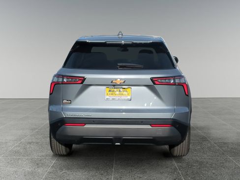 Used 2025 Chevrolet Equinox LT image 4