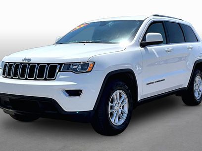 Used 2018 Jeep Grand Cherokee Laredo