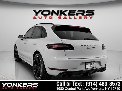 Used 2018 Porsche Macan GTS image 8