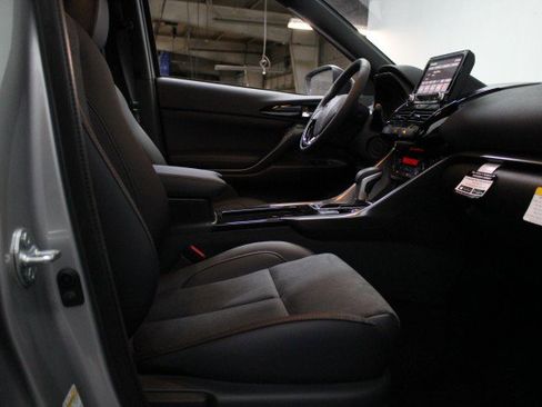 New 2025 Mitsubishi Eclipse Cross Black Edition image 17
