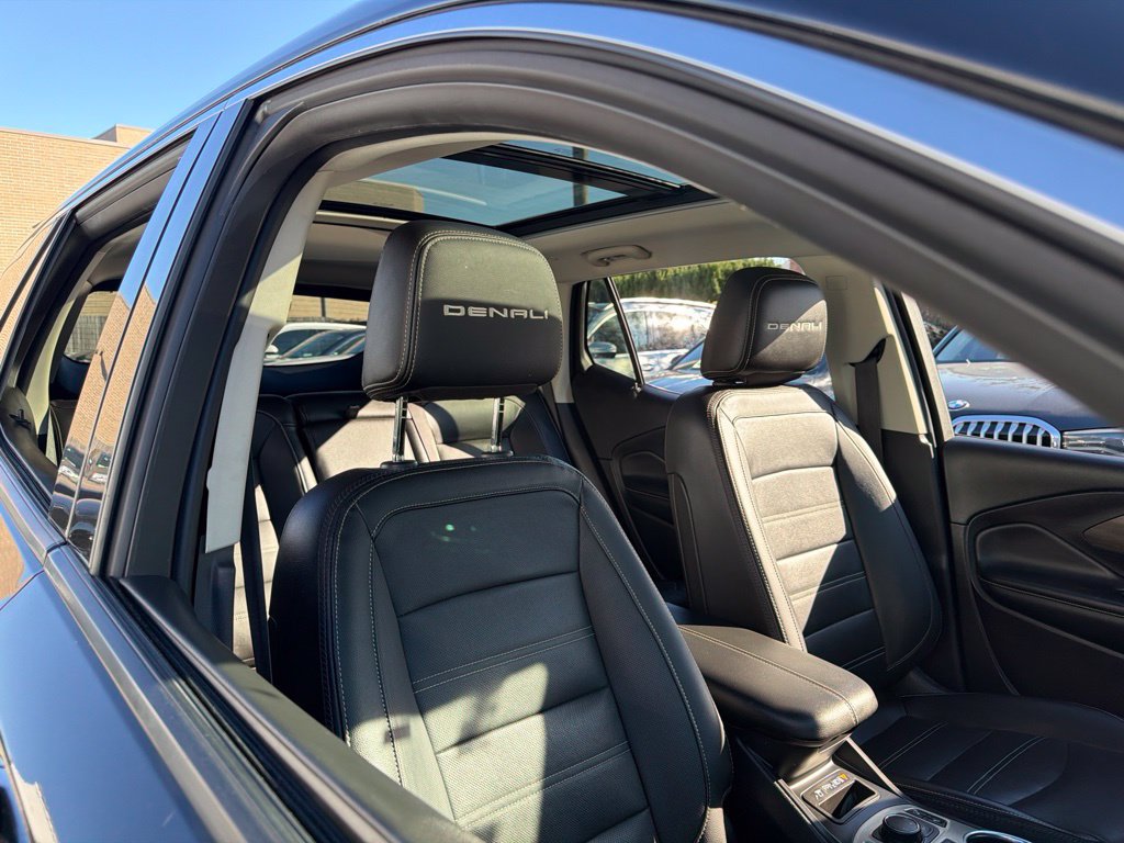 Used 2024 GMC Terrain Denali w/ Black Diamond Edition AWD/4WD image 13