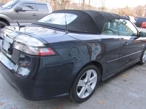Used 2010 Saab 9-3 2.0T w/ Comfort Package image 15