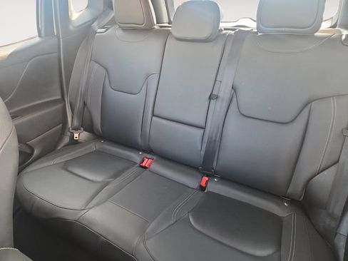 Used 2019 Jeep Renegade Limited w/ Safety and Security Group AWD/4WD image 13