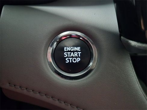 Used 2023 Toyota Highlander Platinum image 23