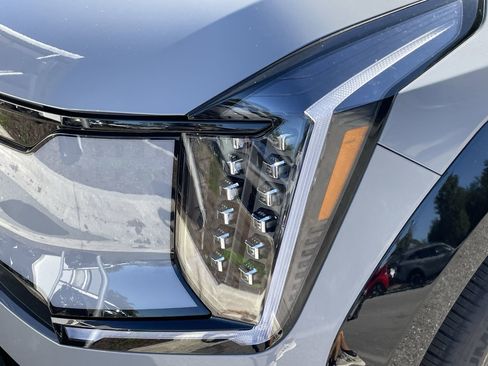 New 2026 Kia EV9 Land w/ Nightfall Edition Package image 6