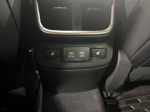 Used 2020 Subaru Outback Limited w/ Popular Package #2 AWD/4WD image 13