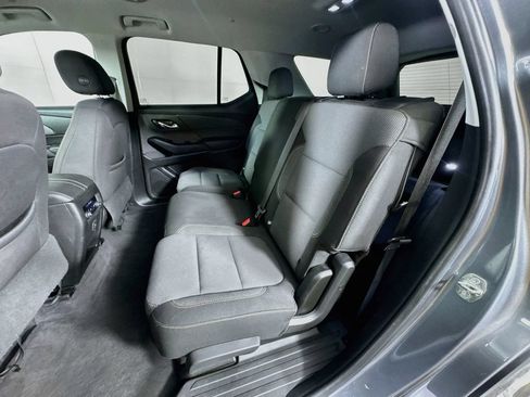Used 2020 Chevrolet Traverse LS FWD image 28
