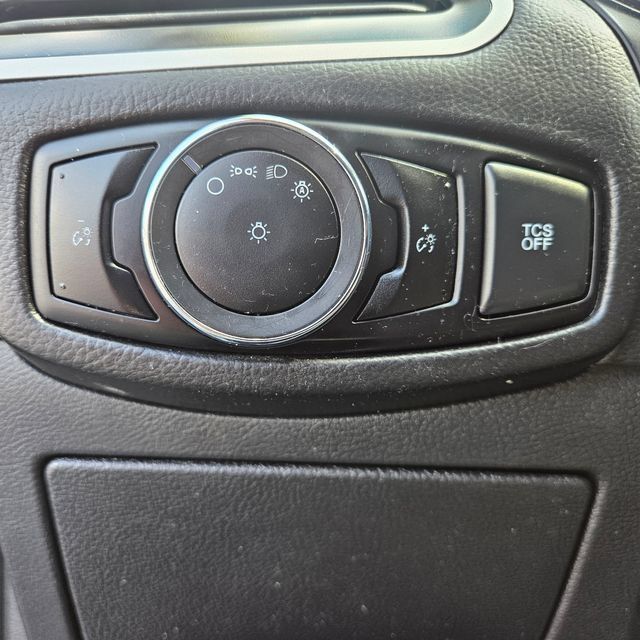Used 2024 Ford Edge SEL AWD/4WD image 35