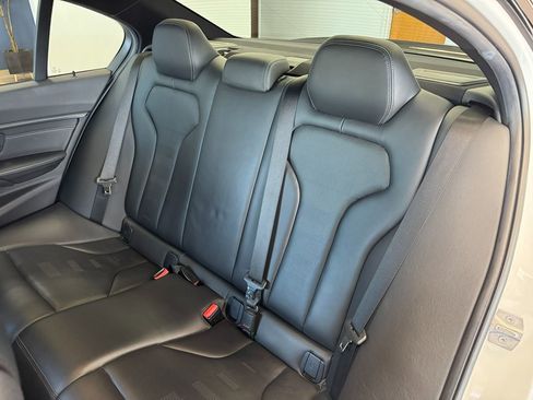 Used 2018 BMW M3 RWD image 50