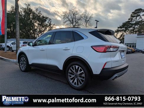 Used 2021 Ford Escape Titanium image 6
