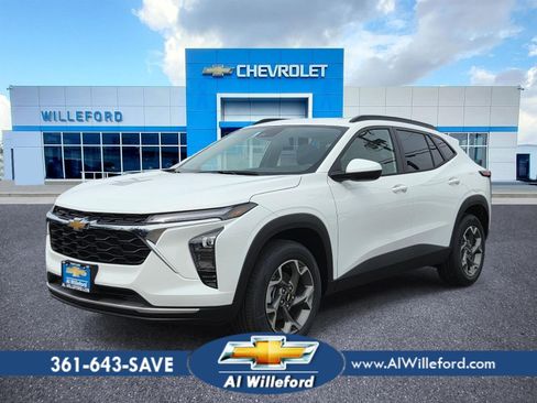 New 2026 Chevrolet Trax LT FWD image 1
