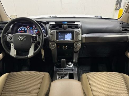 Used 2019 Toyota 4Runner SR5 AWD/4WD image 27