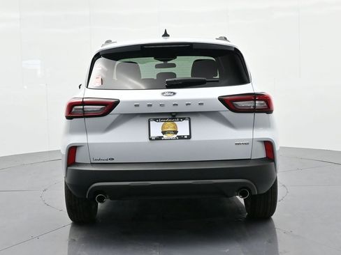 Used 2025 Ford Escape ST-Line AWD/4WD image 7