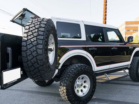 Used 2024 Ford Bronco Wildtrak AWD/4WD image 59