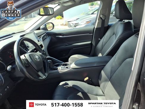 Used 2023 Toyota Camry XSE FWD image 13