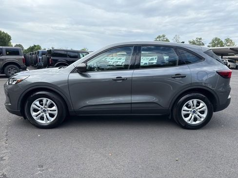 Certified 2023 Ford Escape FWD image 2