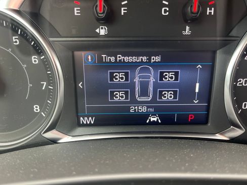 Certified 2024 GMC Terrain SLE w/ Driver Convenience Package FWD image 14
