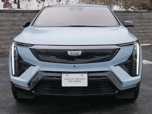 Certified 2025 Cadillac Optiq Sport 1 w/ LPO, Floor Liner Package image 2