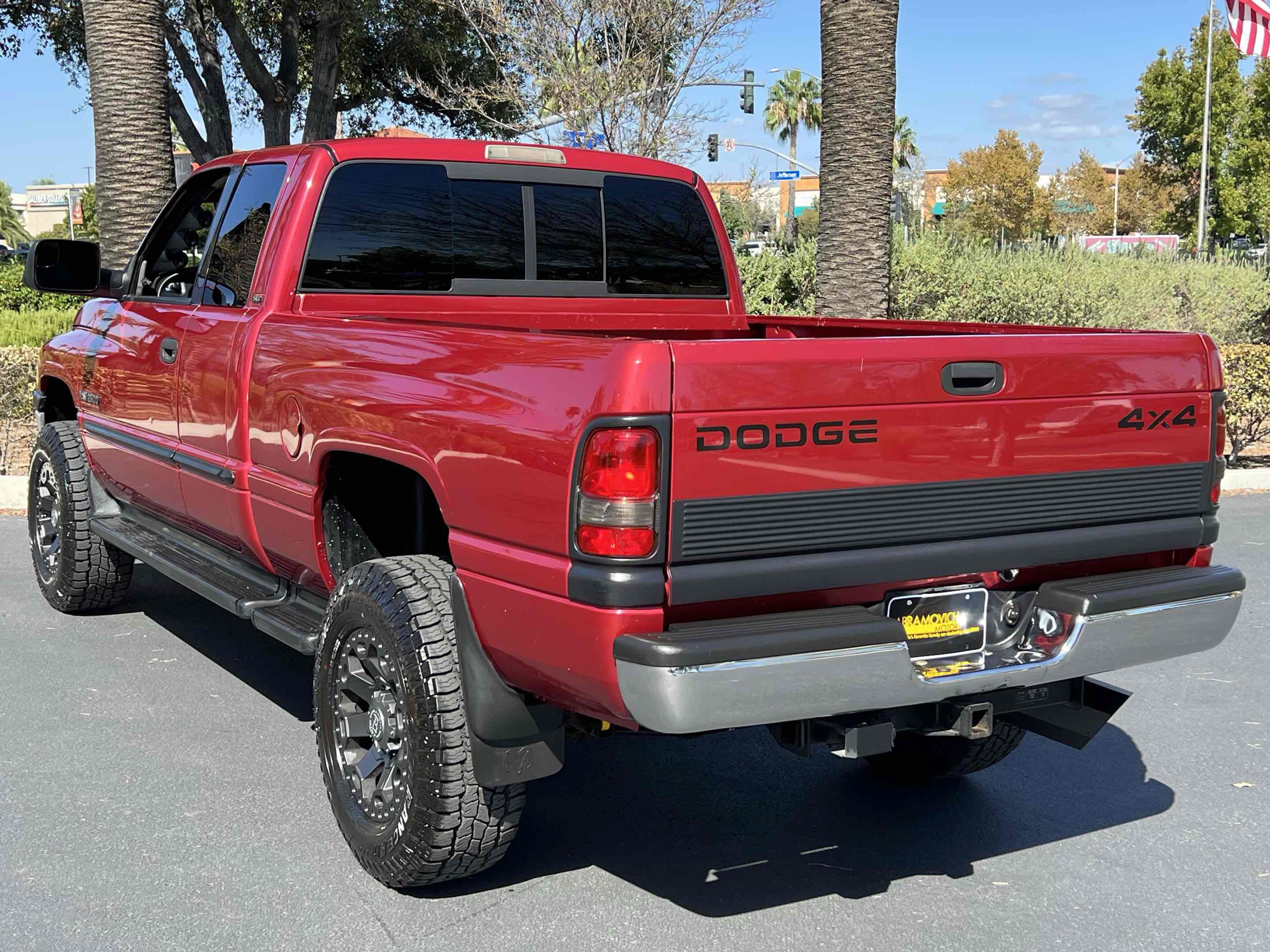 Used 1998 Dodge Ram 2500 Truck 4x4 Quad Cab image 2