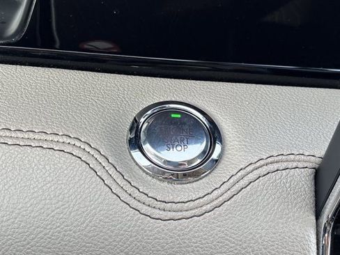 Used 2023 Lincoln Navigator L Reserve image 33