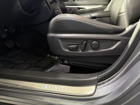 Used 2021 INFINITI QX50 Luxe w/ Appearance Package AWD/4WD image 25