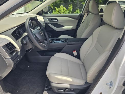 New 2026 Nissan Rogue SV AWD/4WD image 11