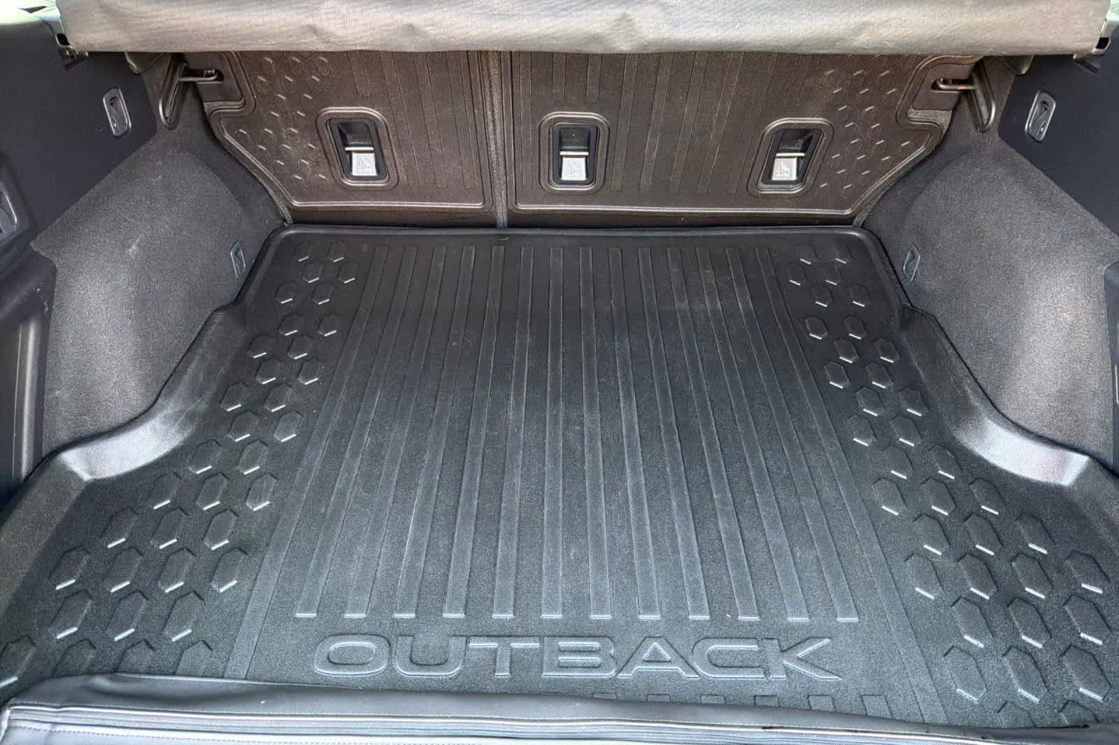 Used 2021 Subaru Outback Onyx Edition XT w/ Popular Package #2 AWD/4WD image 17