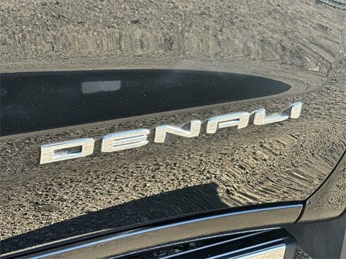 Used 2024 GMC Sierra 1500 Denali w/ Denali Reserve Package image 32