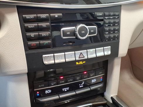 Used 2014 Mercedes-Benz E 350 Sedan image 16