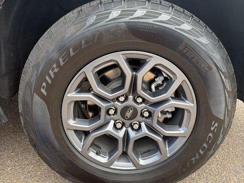 Used 2025 Ford Expedition Max Active RWD image 13