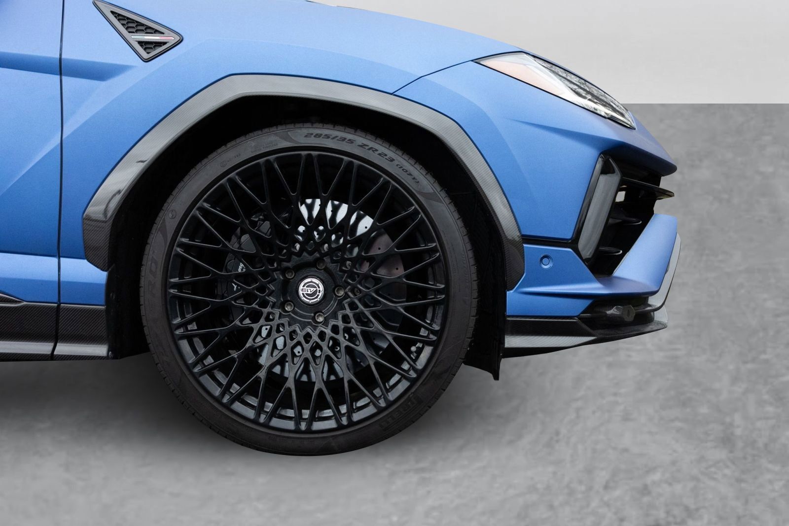 Used 2023 Lamborghini Urus Performante AWD/4WD image 17