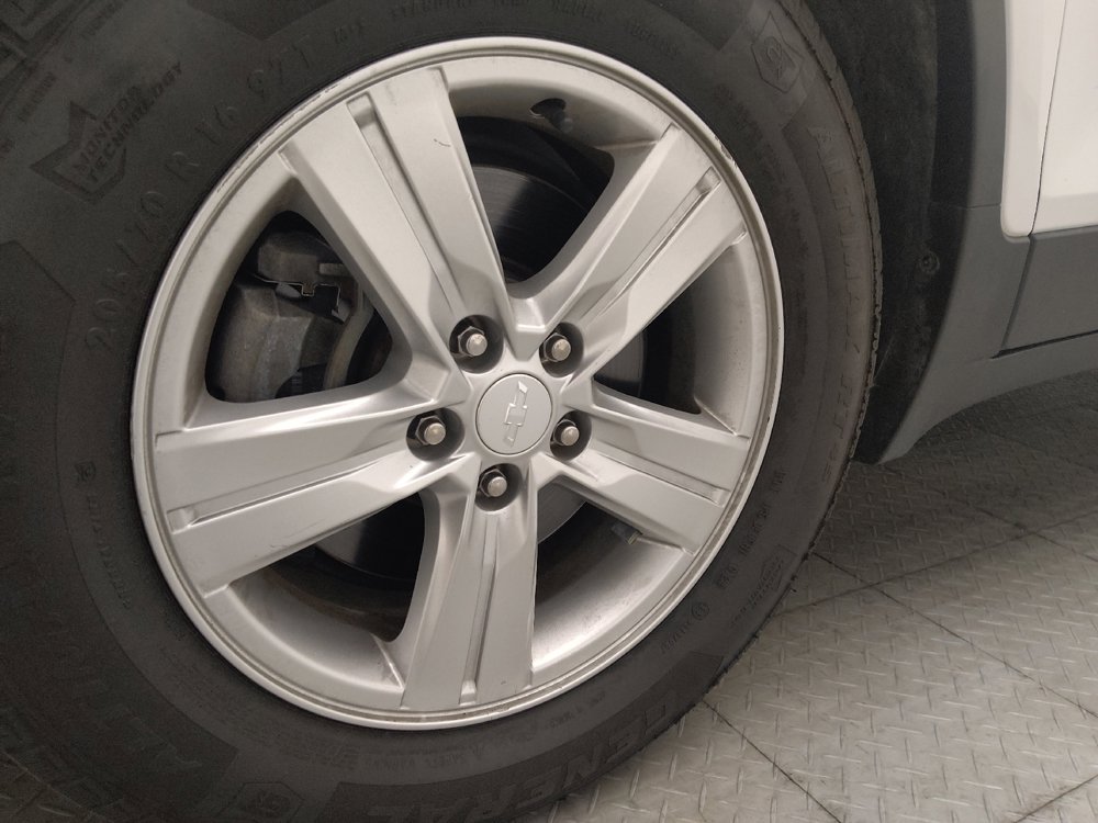 Used 2020 Chevrolet Trax LS FWD image 31