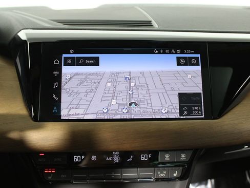 Used 2023 Audi e-tron GT Premium Plus image 20