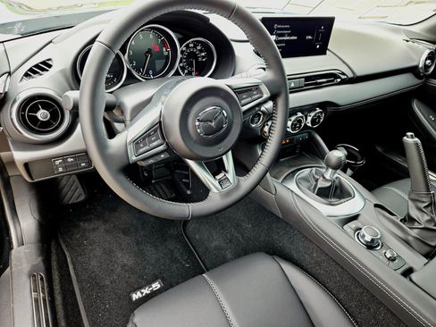 New 2026 MAZDA MX-5 Miata Grand Touring RWD image 8