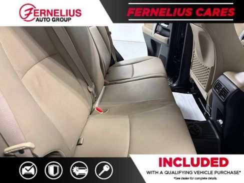 Used 2022 Toyota 4Runner Limited AWD/4WD image 25