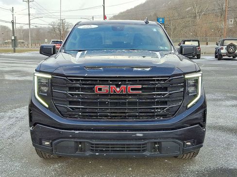 Used 2023 GMC Sierra 1500 Elevation image 3