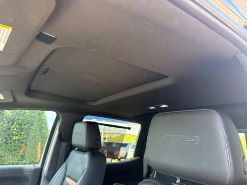 Used 2020 GMC Sierra 1500 AT4 w/ AT4 Premium Package AWD/4WD image 18
