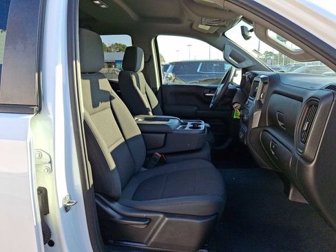 Certified 2020 Chevrolet Silverado 1500 Custom w/ Custom Value Package image 31