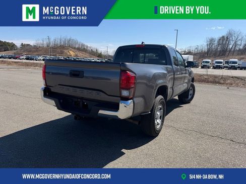 Used 2022 Toyota Tacoma SR5 image 4