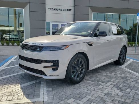 Used 2025 Land Rover Range Rover Sport Dynamic SE AWD/4WD image 1