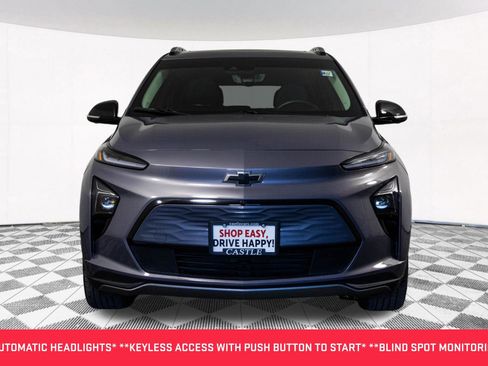 Used 2023 Chevrolet Bolt EUV Premier w/ Sun & Sound Package image 8